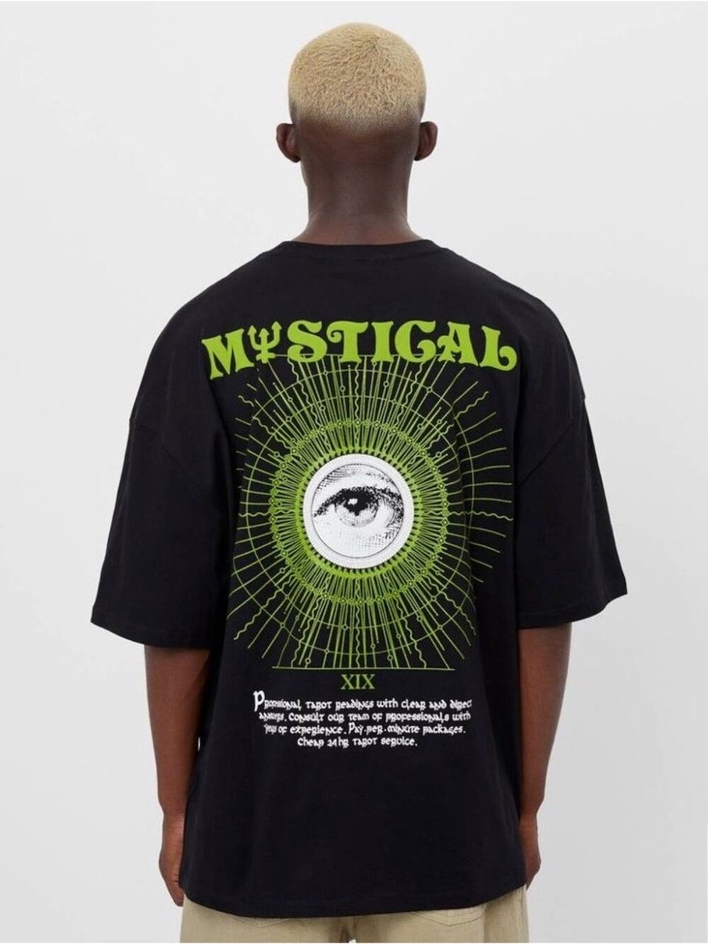 Bershka Men’s Mystical Graphic Back Print Black T-Shirt Size M.